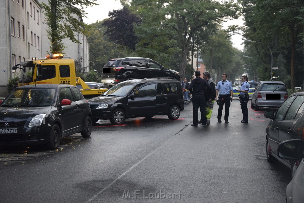 VU mehere verletzte Koeln Gremberg Luederichstr Grembergerstr P113.JPG - Miklos Laubert